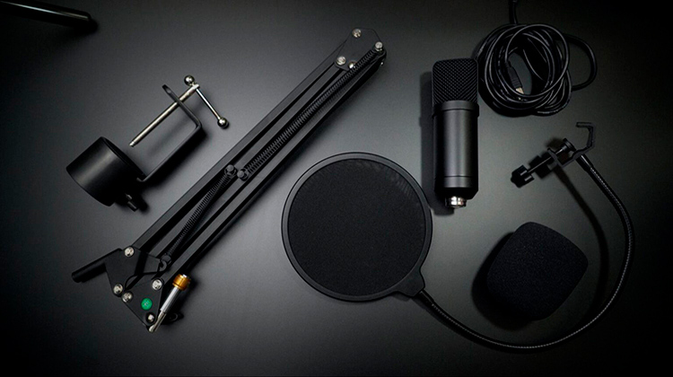 Находка для стримера: обзор микрофона Oklick SM-700G