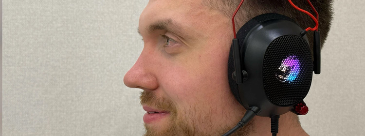 Обзор Оклик HS-L305G. Доступные игровые наушники с проводным подключением